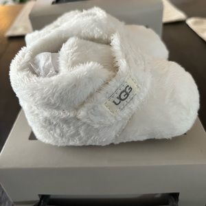 UGG Bixbee Bootie - Baby size 2/3 for 6-12 months, QTY 1